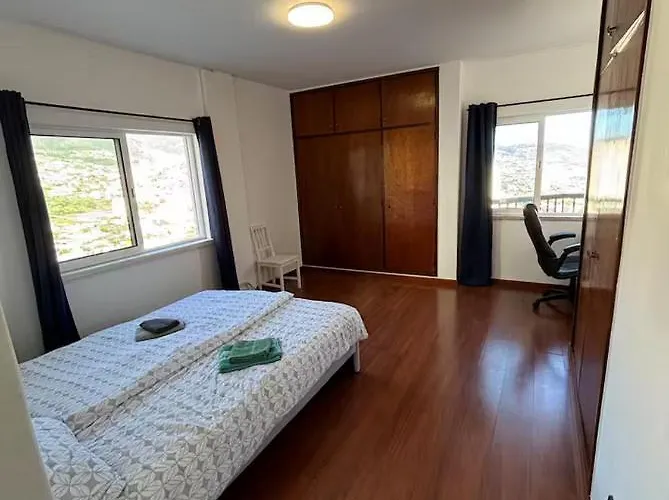 Casa Barcelos Willa *