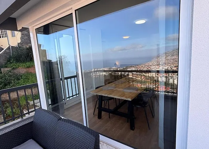 Casa Barcelos Villa *